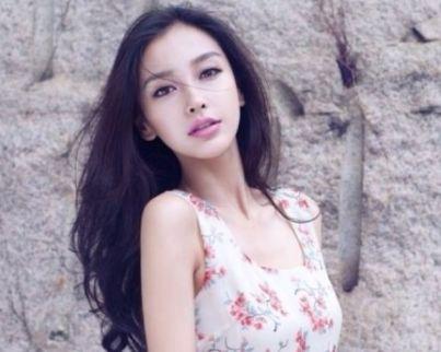 hannahowo吃瓜看料,揭秘hannahowo吃瓜看料背后的娱乐风云