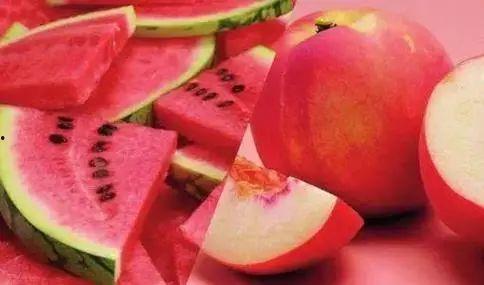 吃桃可以吃瓜吗,吃桃也能吃瓜？揭秘水果界的奇妙搭配