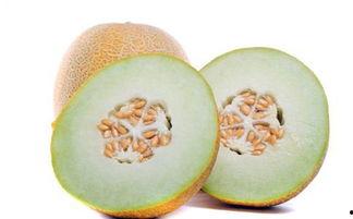 四岁吃哈密瓜,甜蜜滋味开启味蕾新旅程